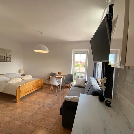 Bed & Breakfast Grod Piastow - Ciao Baltyk Dabki