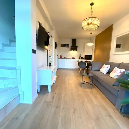 Grod Piastow - Ciao Baltyk Bed & Breakfast Dąbki