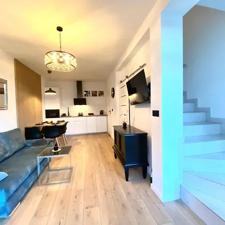 Grod Piastow - Ciao Baltyk