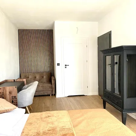 Bed & Breakfast Grod Piastow - Ciao Baltyk Dąbki