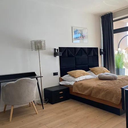Grod Piastow - Ciao Baltyk Bed & Breakfast *