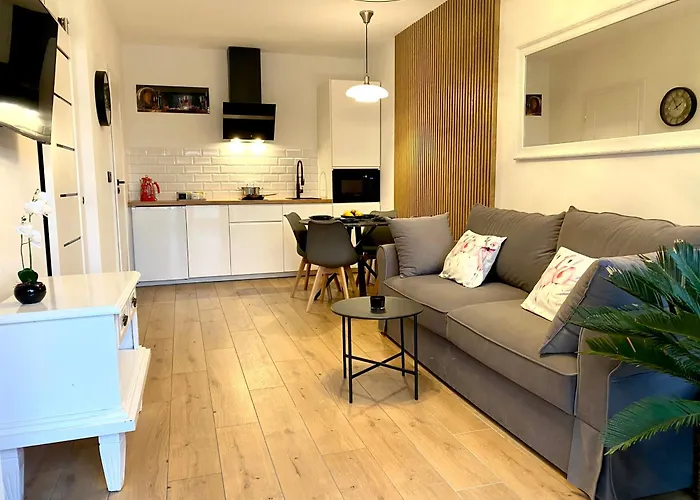 Gród Piastów - Ciao Bałtyk Bed and breakfast 3*